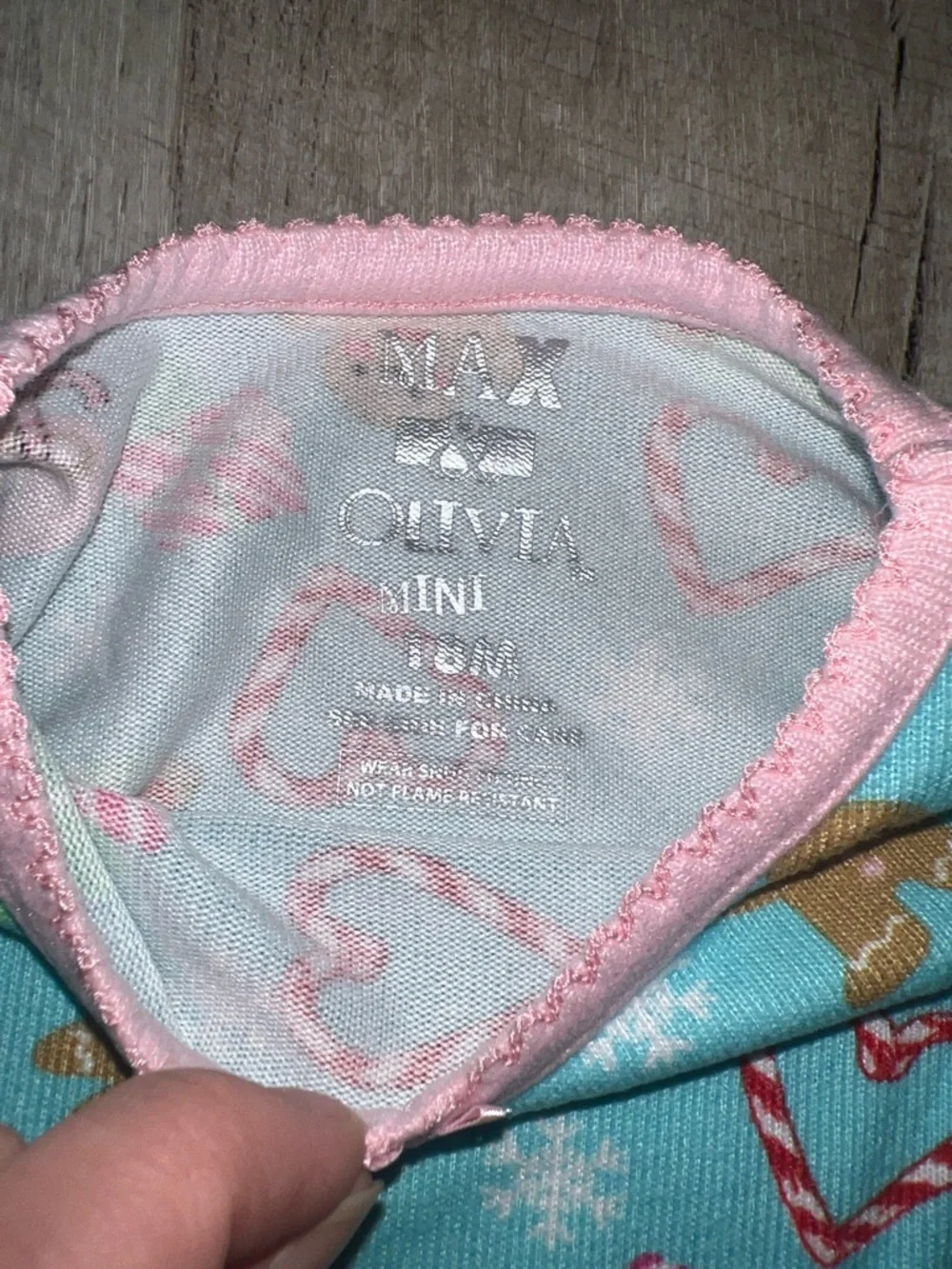 NEW Max & Olivia Mini Gingerbread Print Kids Pajama Set with Pink Socks